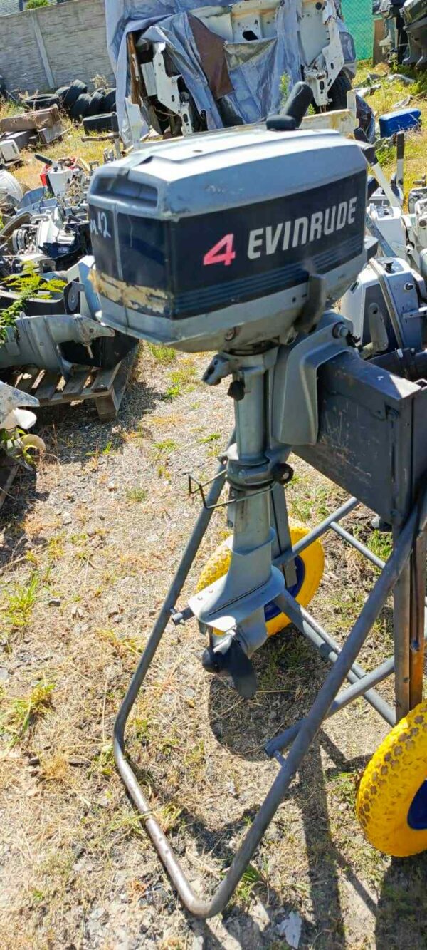 Evinrude 4KM 2T cały na części (rumpel)