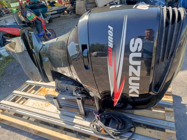 Silnik zaburtowy Suzuki 300KM 2016rok