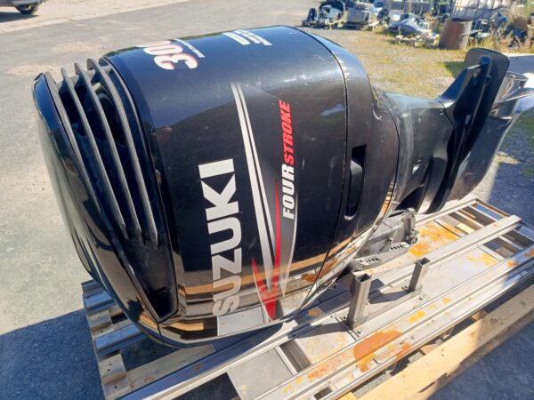 Silnik zaburtowy Suzuki 300KM 2016rok