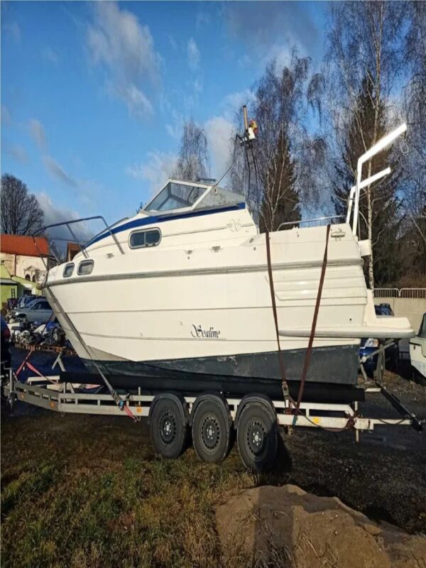Łódz SEALINE FAMILY 255 motorówka jacht
