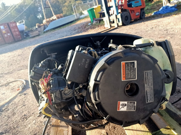 Mariner 175 2.5L Cały na części