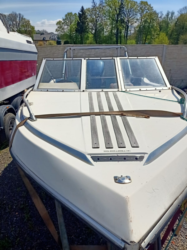 motorówka SPIRIT V18