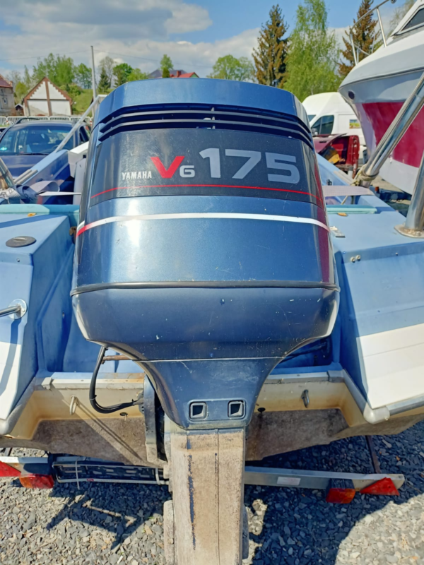 motorówka SPIRIT V18
