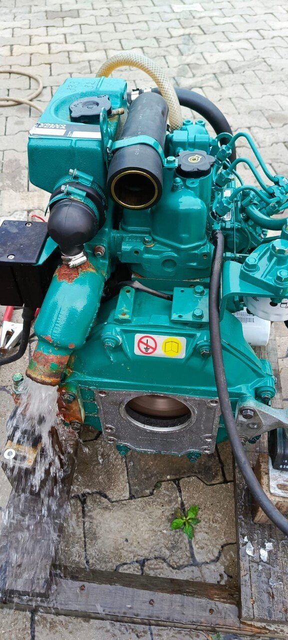 silnik stacjonarny VOLVO PENTA MD2020 diesel