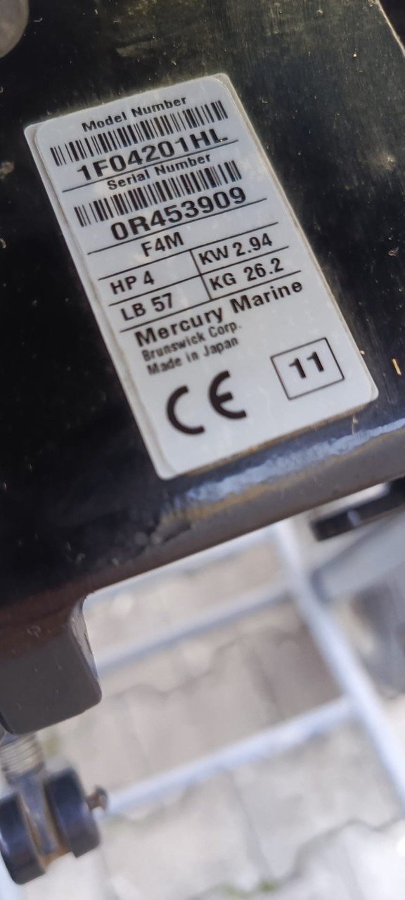 Silnik zaburtowy MERCURY 4 KM stopa S rumpel