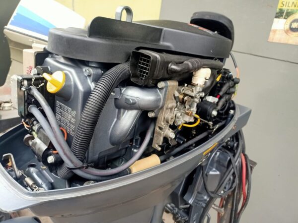Silnik zaburtowy YAMAHA 20 KM stopa L Pover Trim