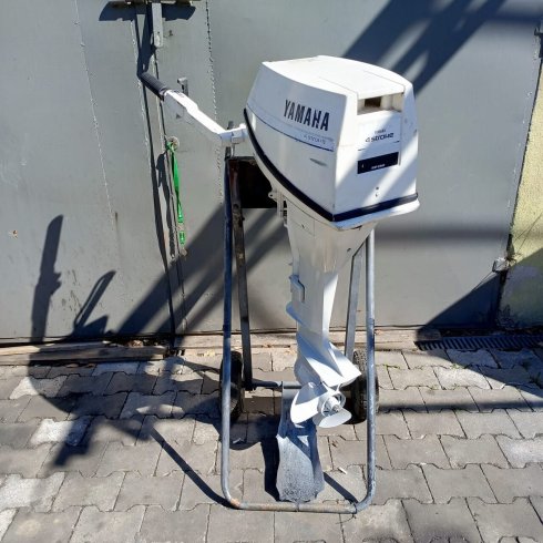 Silnik zaburtowy YAMAHA 8KM Stopa L 4-suw rumpel